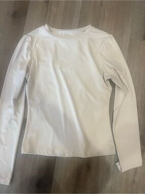 Women's Long Sleeve Crewneck Tee